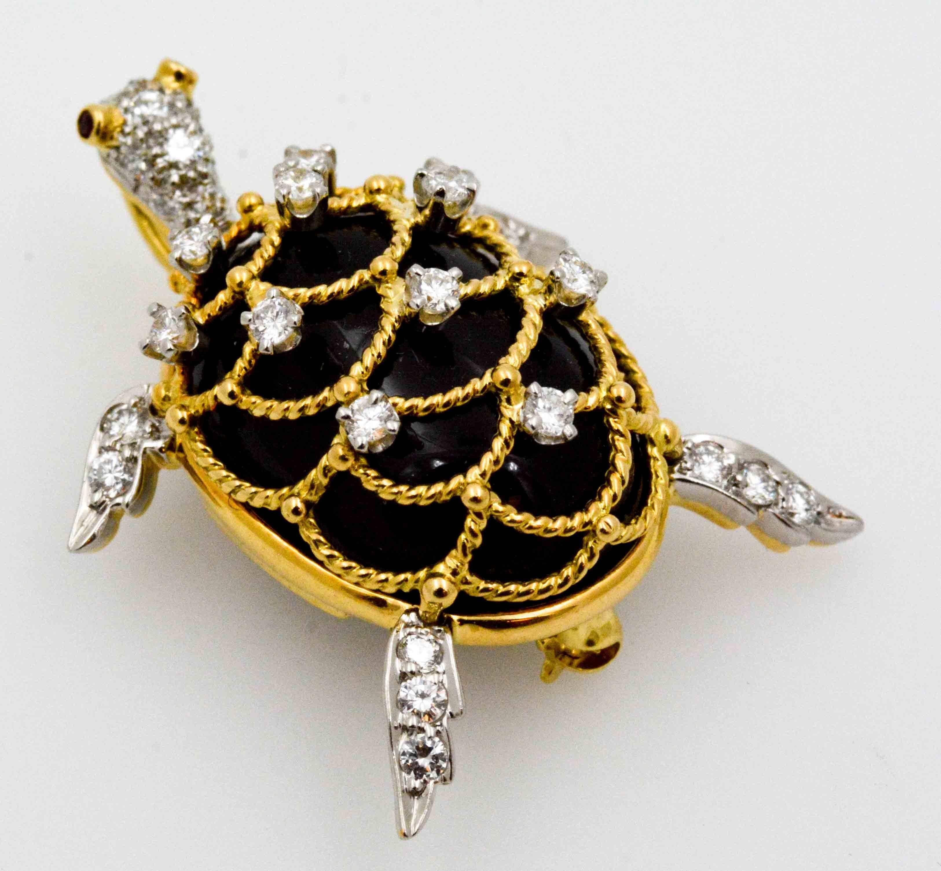 Hammerman Brothers Gold Sea Turtle Pendant In Excellent Condition In Dallas, TX