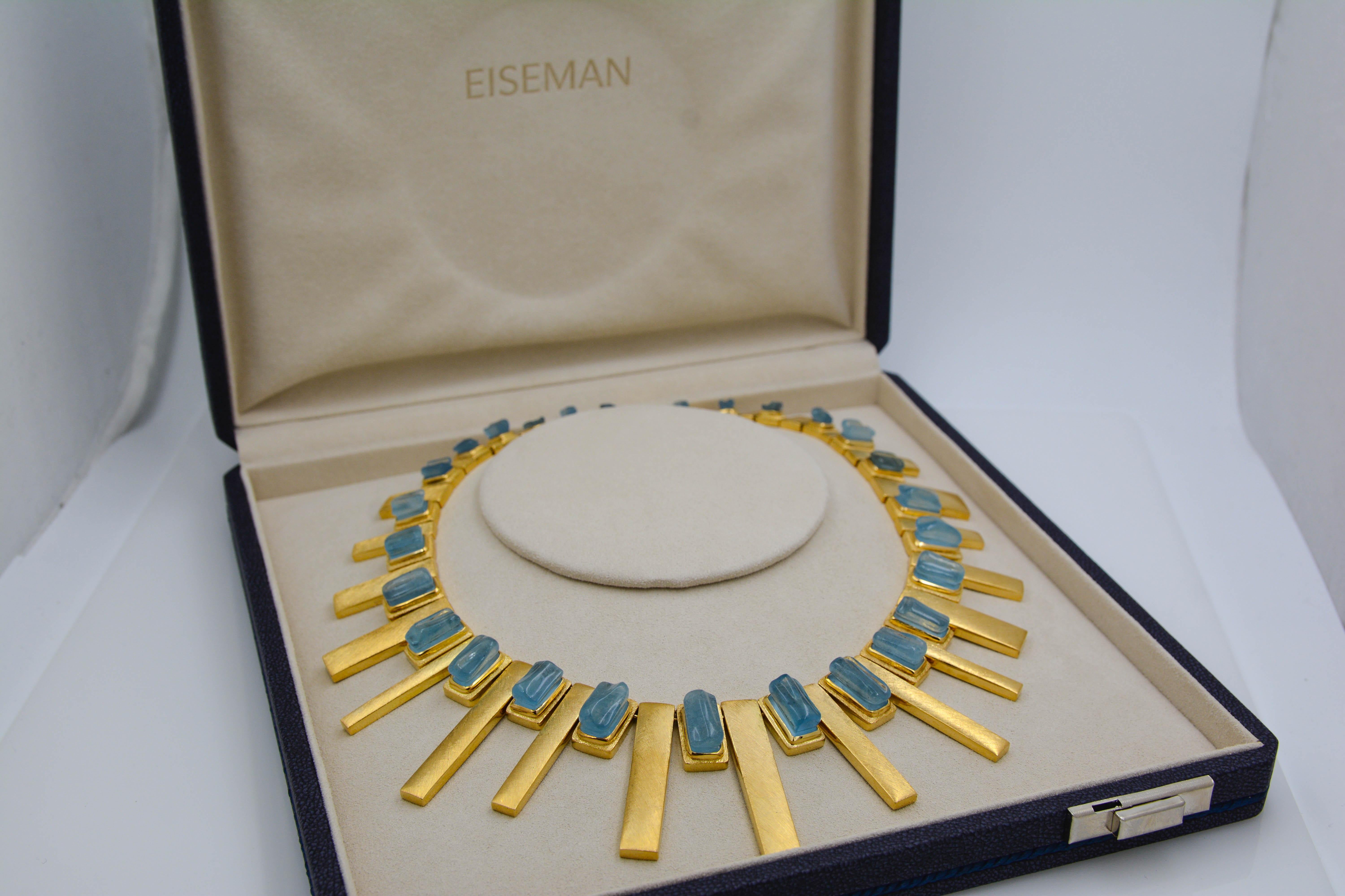 Burle Marx 18 Karat Yellow Gold 135.0 Carat Aquamarine Necklace In Excellent Condition In Dallas, TX