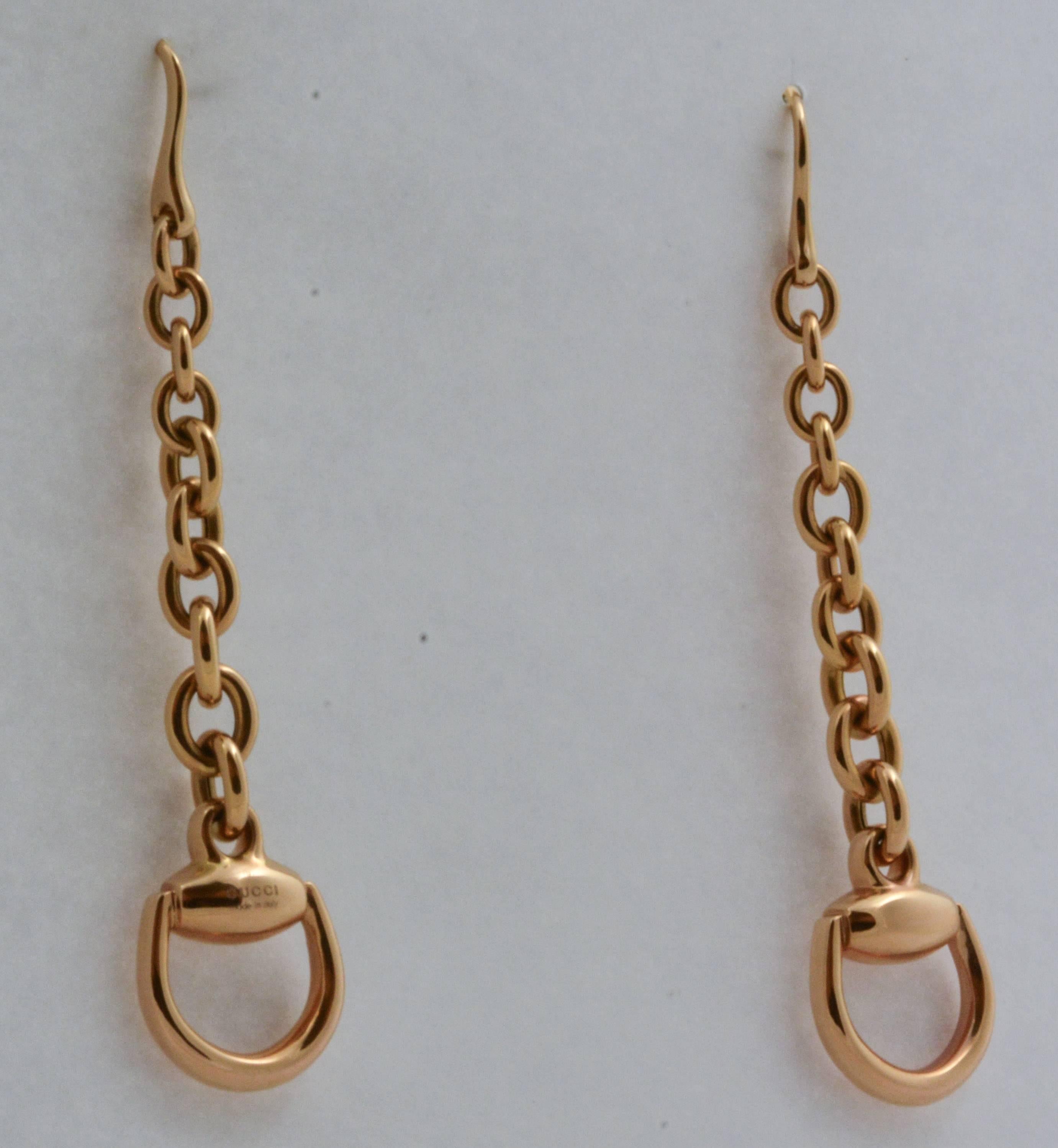 Gucci Gold Horsebit Drop Earrings In New Condition In Dallas, TX