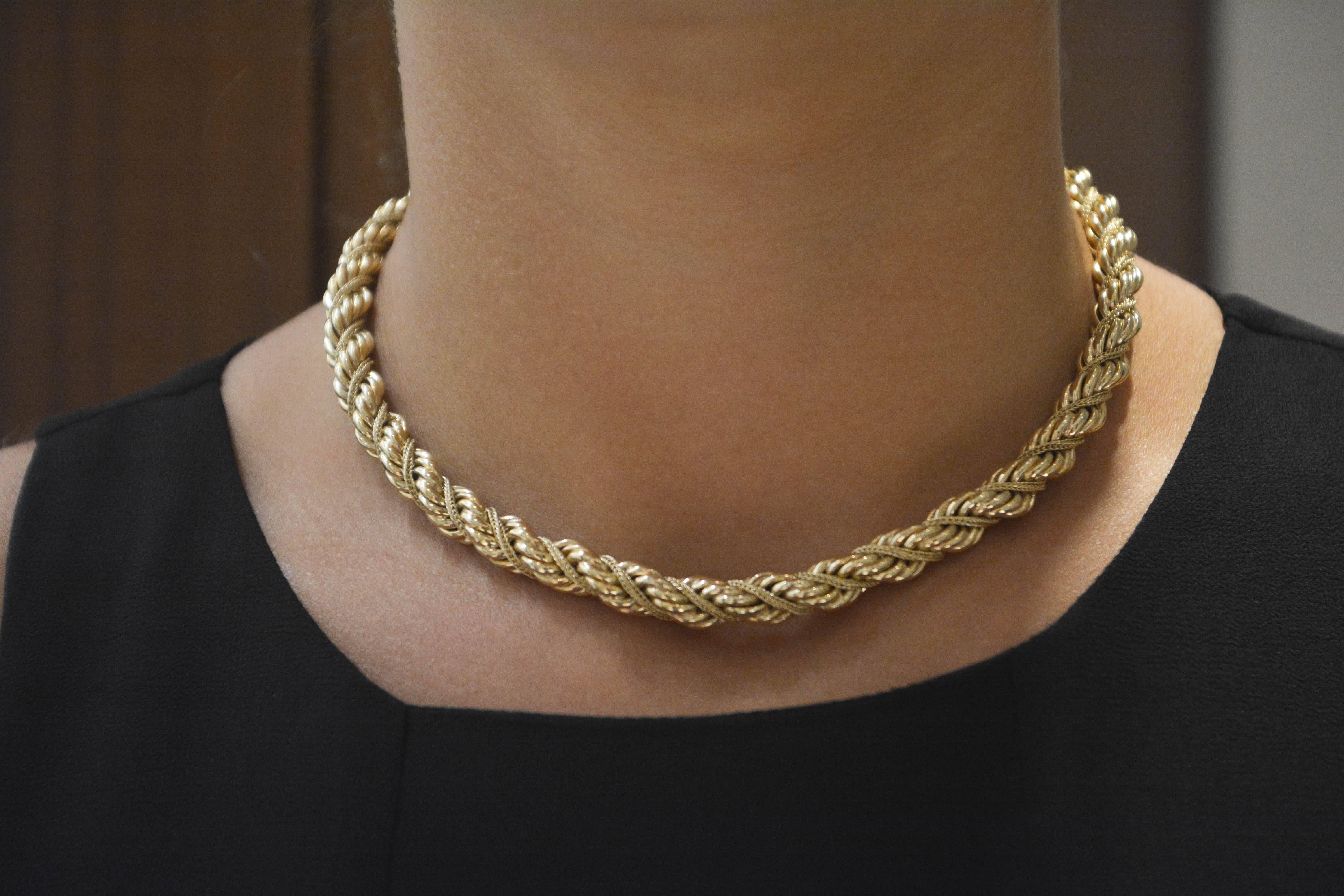 Gold Braided Rope Necklace In Excellent Condition In Dallas, TX