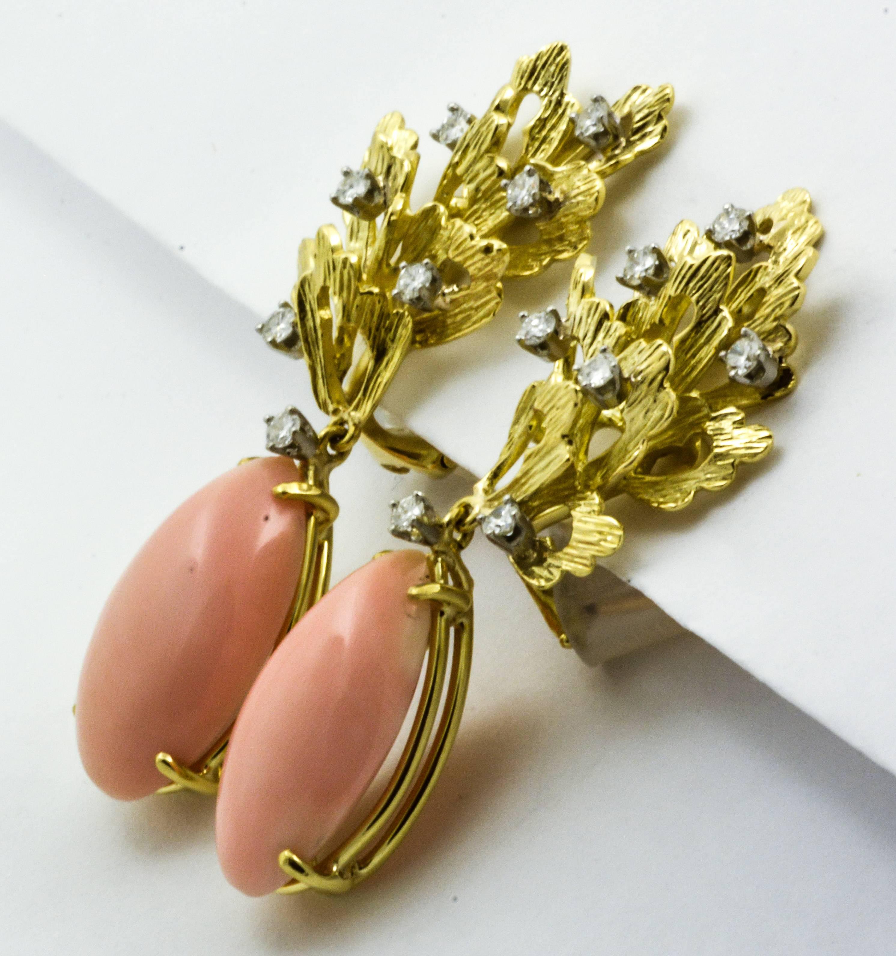 Retro Tiffany & Co. Angel Skin Coral Gold Leaf Design Clip-On Earrings