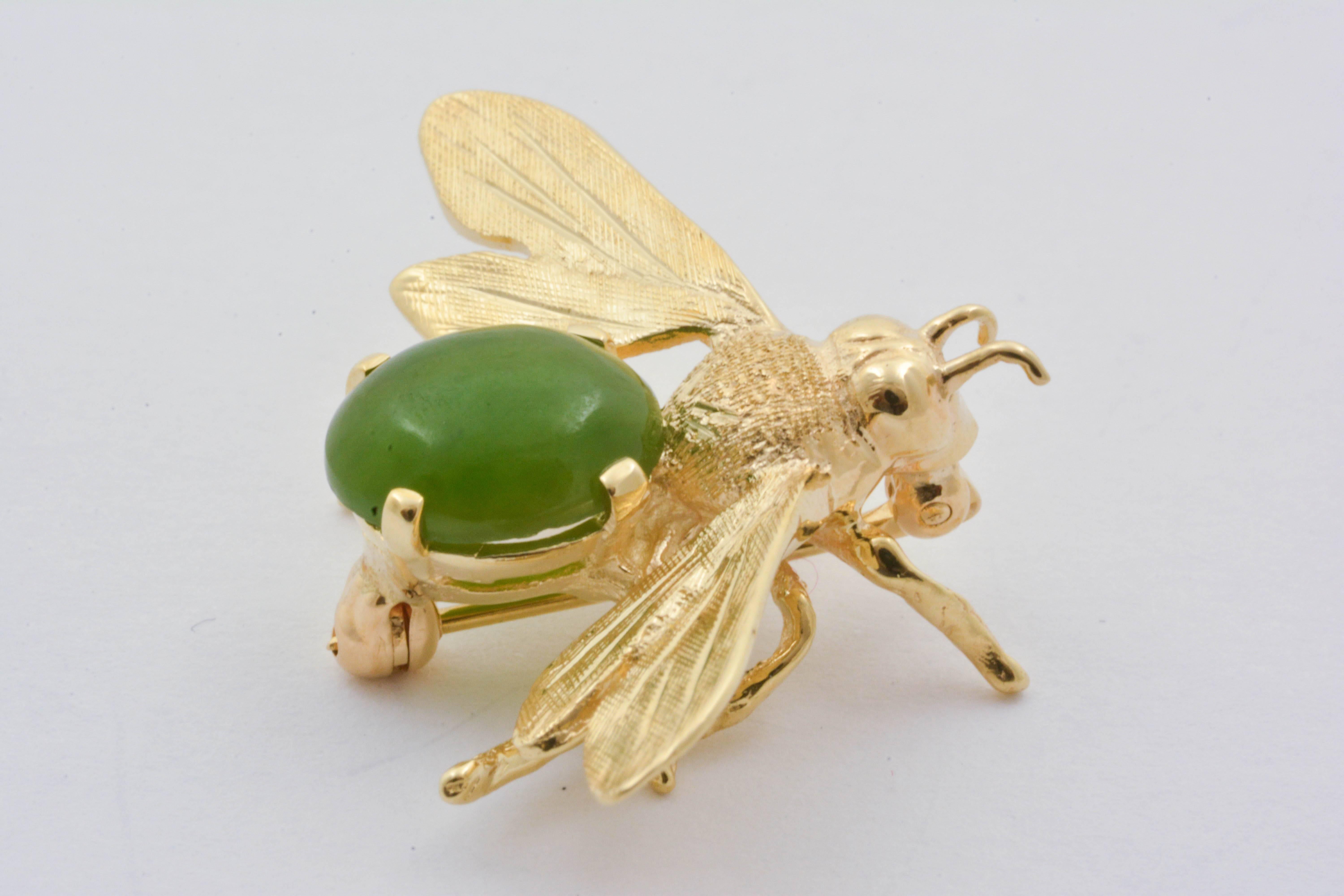 Women's or Men's Jade Gold Bee Brooch