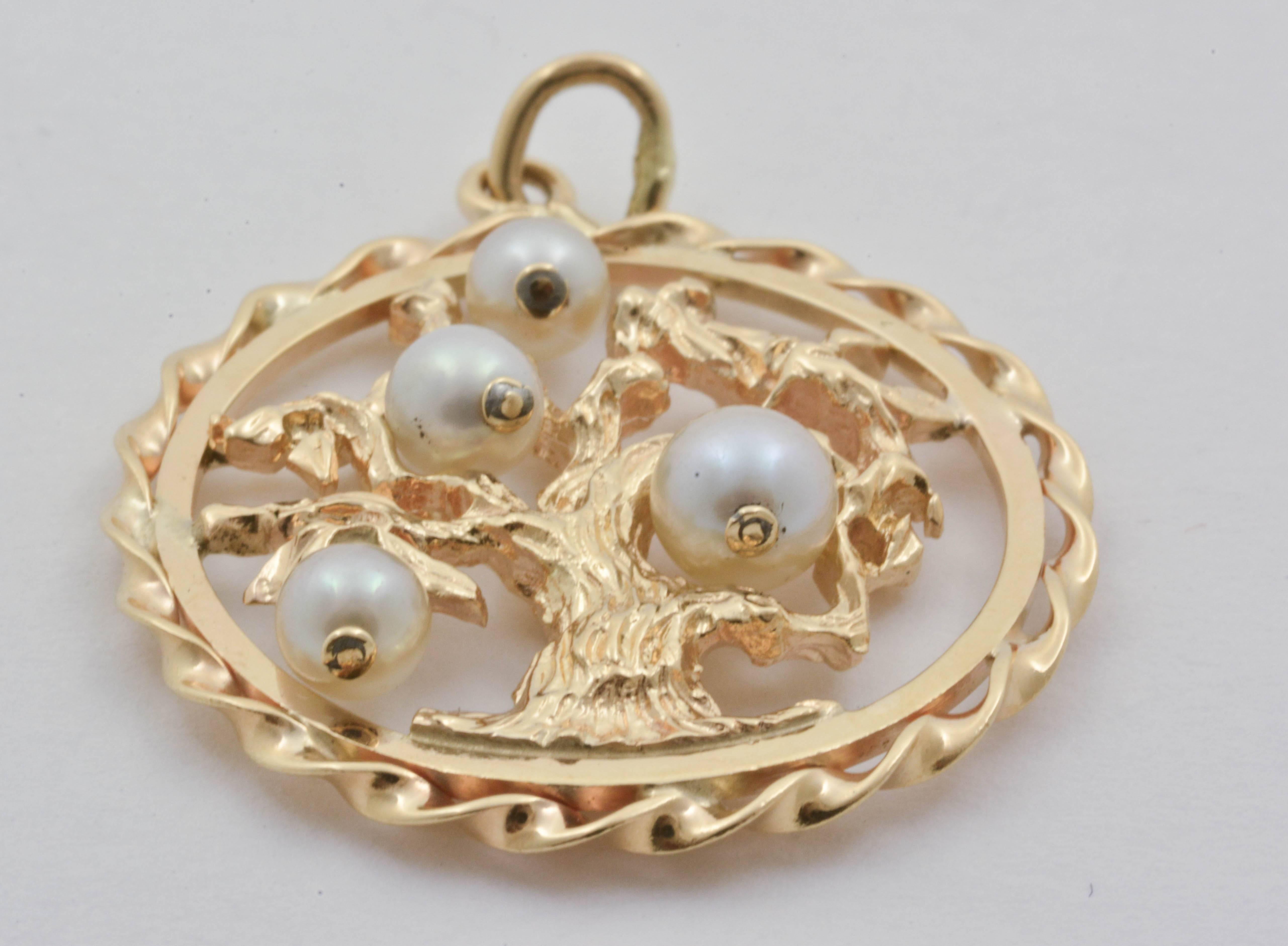 Modern Classic Cultured Pearls Gold Tree of Life Pendant