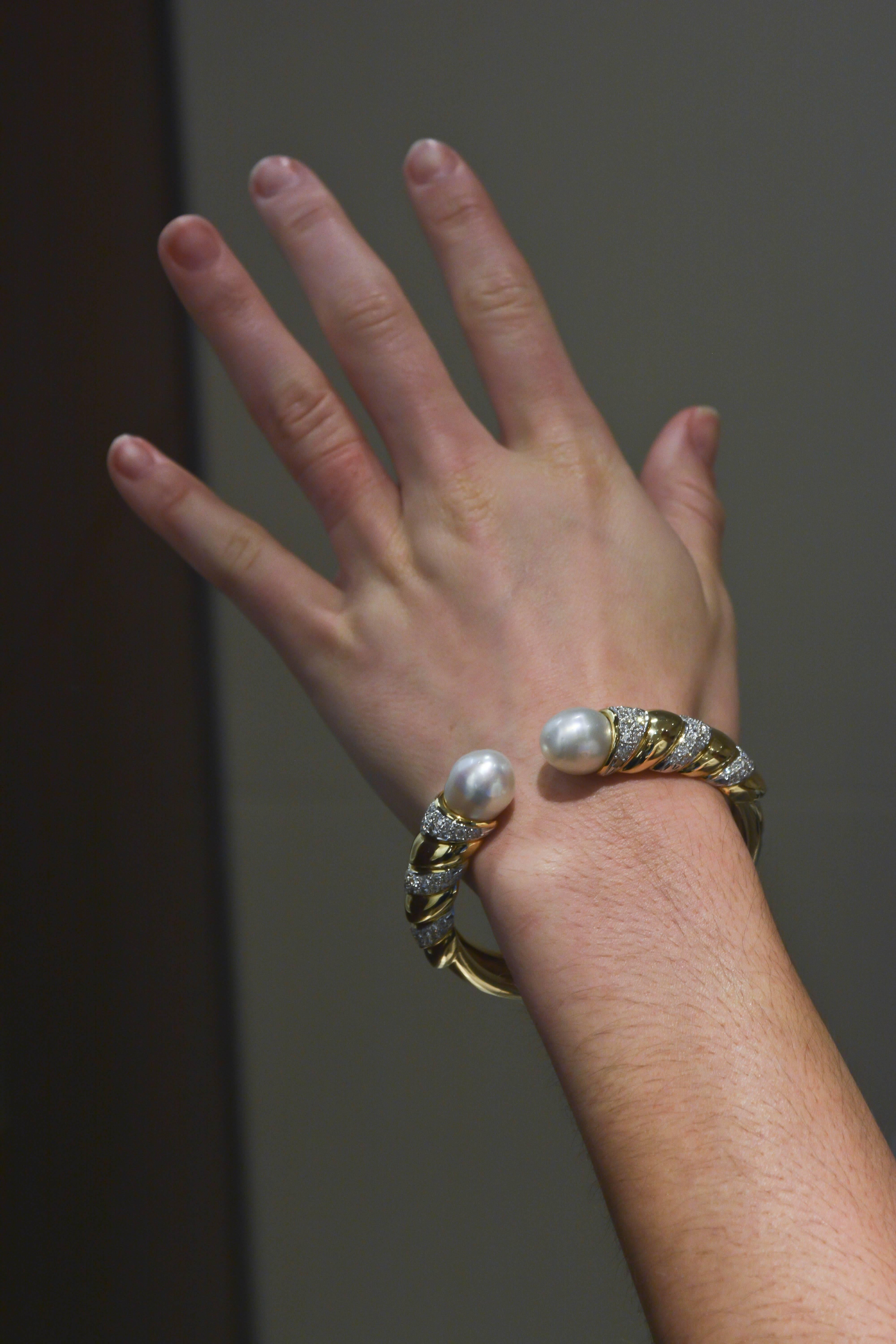 Baroque Pearl Gold Hinge Cuff Bracelet 1