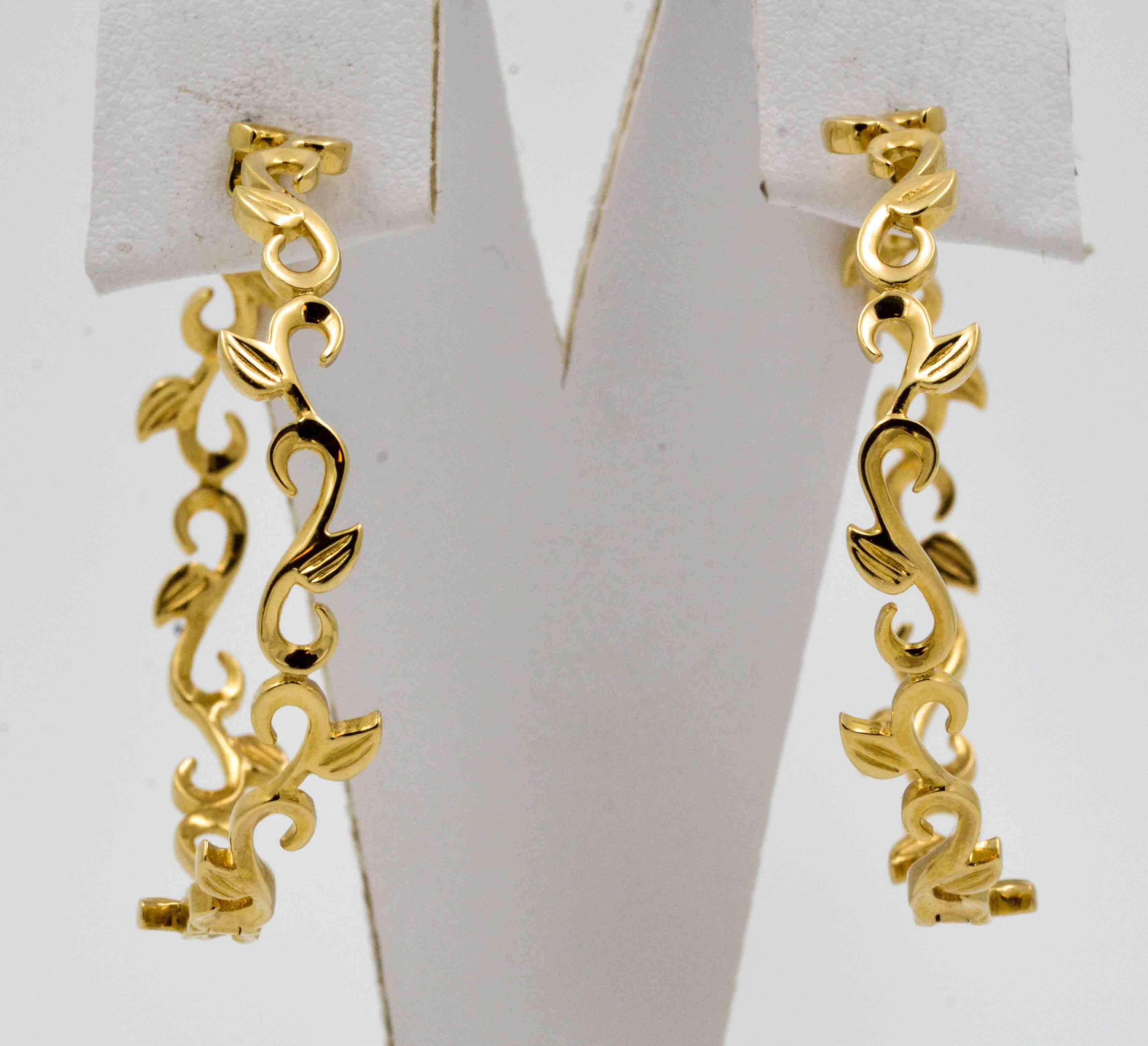 Katie Decker 18 kt Yellow Gold Ivy Scroll Hoop Earrings 3