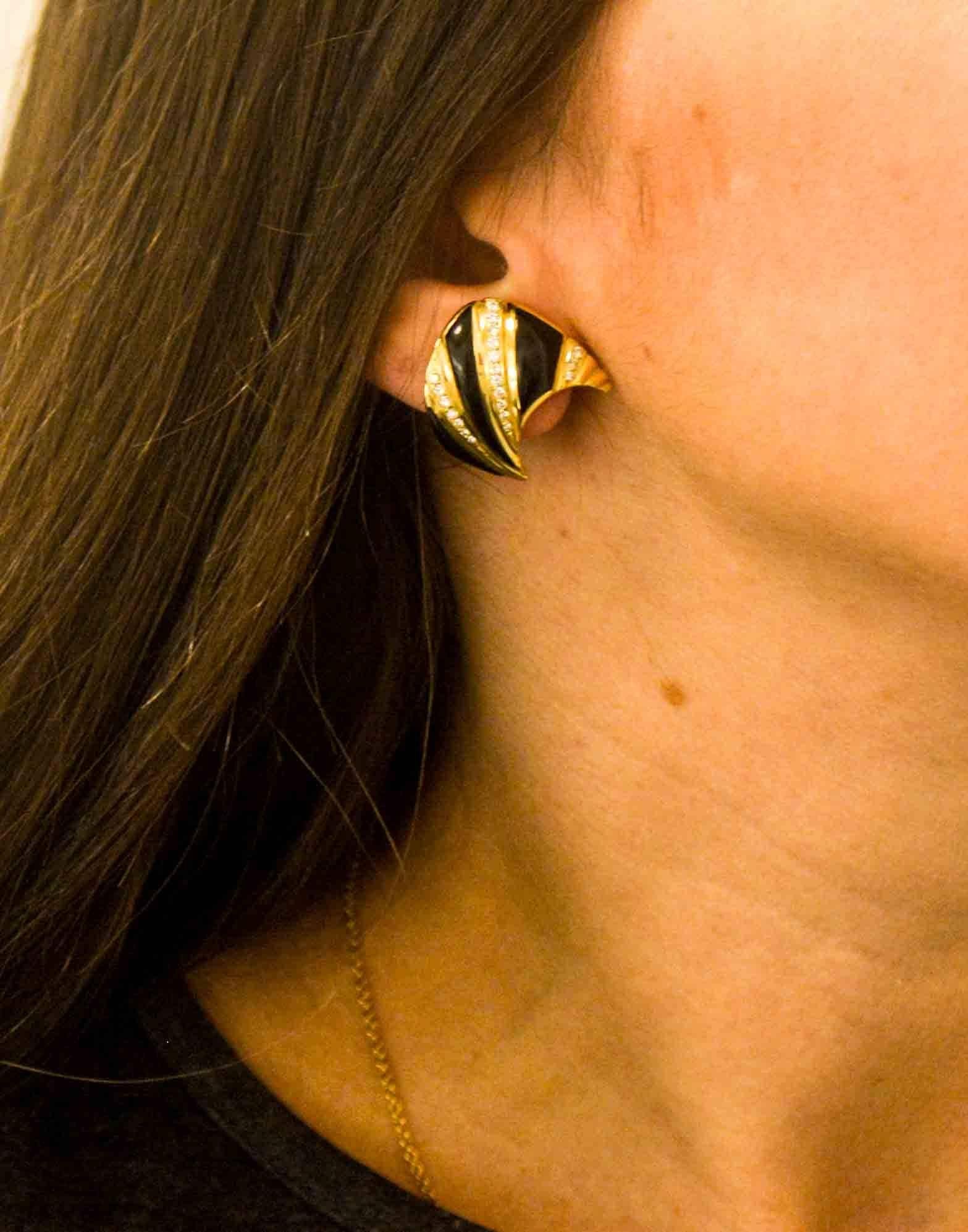 Black Onyx Diamond and Yellow Gold Clip Earrings 4