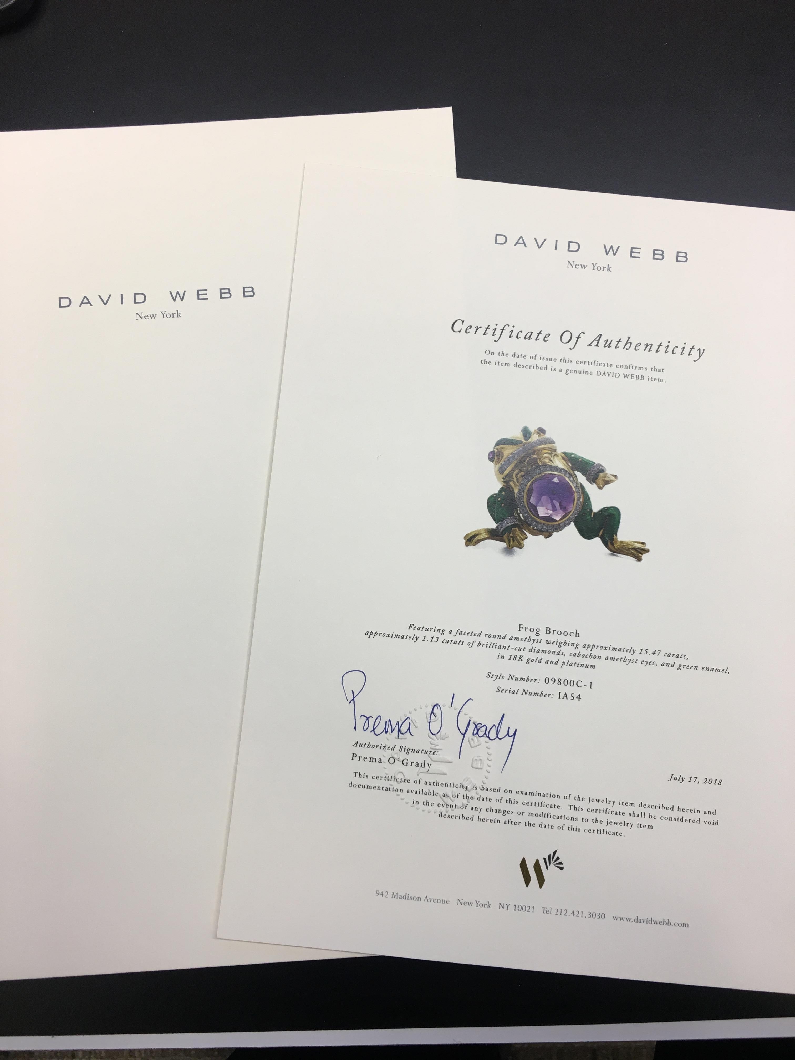 David Webb 18 Karat Gold and Platinum 15.74 Carat Amethyst and Diamond Frog Pin im Zustand „Hervorragend“ in Dallas, TX