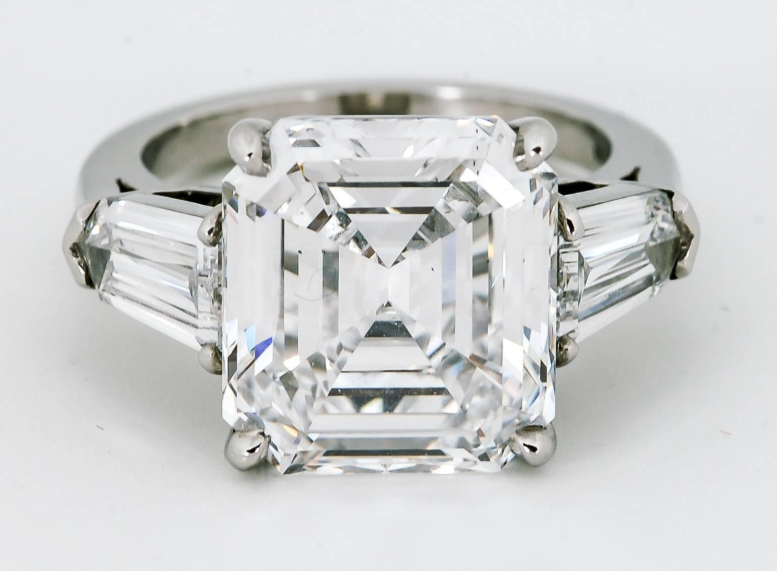 8.02 carat Emerald Cut Diamond Platinum Engagement Ring In New Condition In Dallas, TX