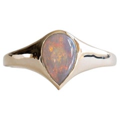14K Gold Pear Opal Ring: Australian Opal, Size 7