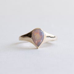 14K Gold Pear Opal Ring: Australian Opal, Size 7
