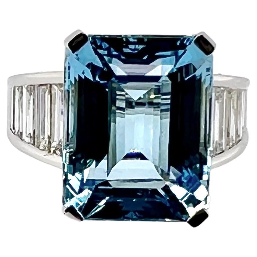 Platinum Aquamarine Ring with Baguette Diamonds
