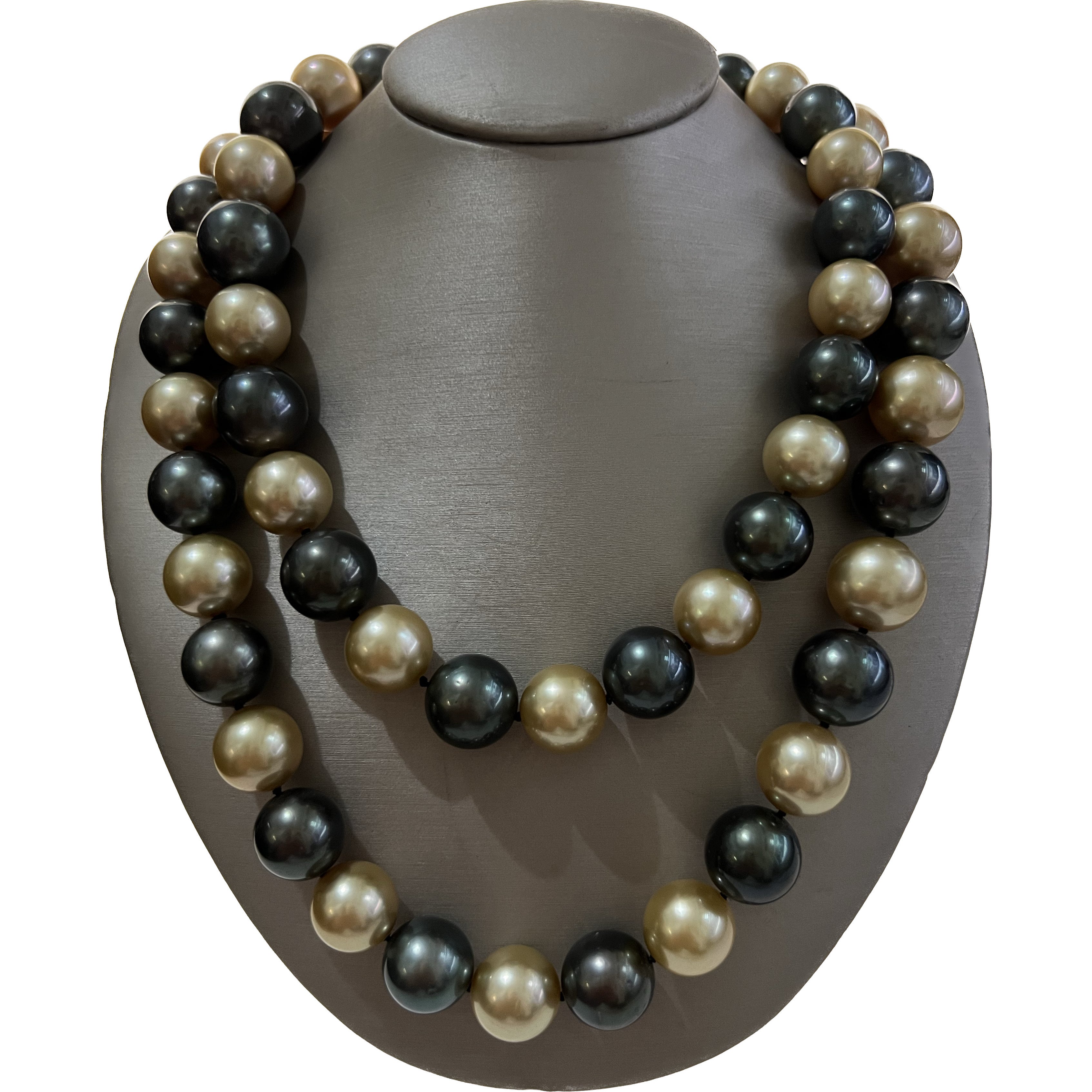 Goldene längliche Halskette aus Südsee- und schwarzer Tahiti-Perle