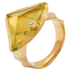 Golden Beryl and Diamond Ring in 22 and 9 Karat Gold
