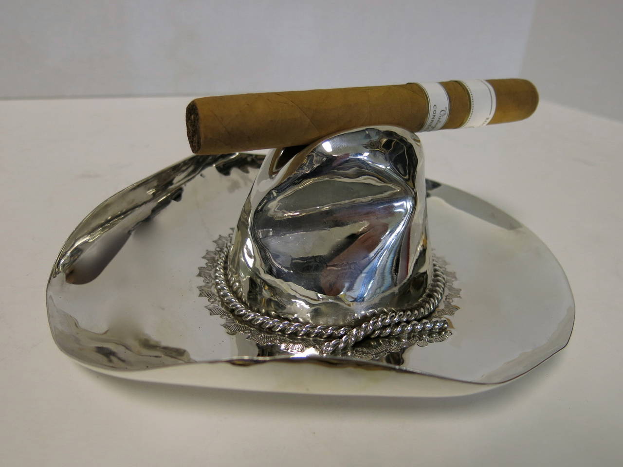Sterling Silver Hand Hammered Cigar Rest / Ashtray. Realistically Formed As A Cowboy Hat With Rope Trim. 9