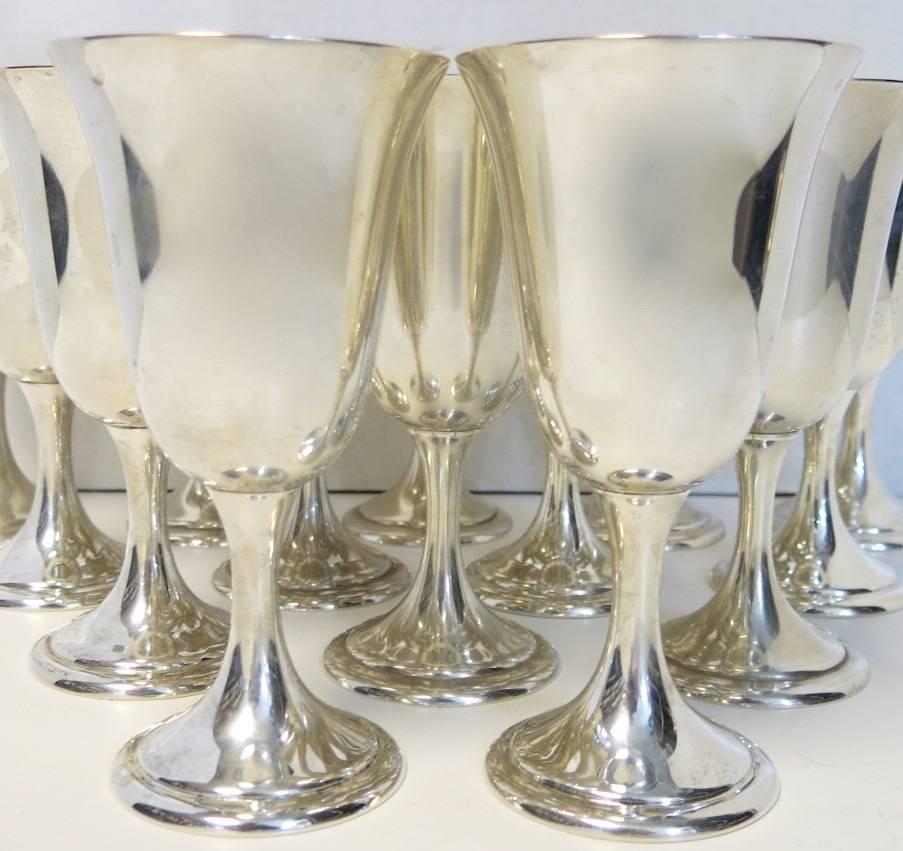 Sterling Silver Set Of 14 Goblets In Good Condition In New York, NY