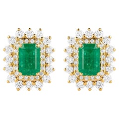 18 Karat Gold 1.96 Carat Diamond and Emerald Solitaire Cocktail Stud Earrings