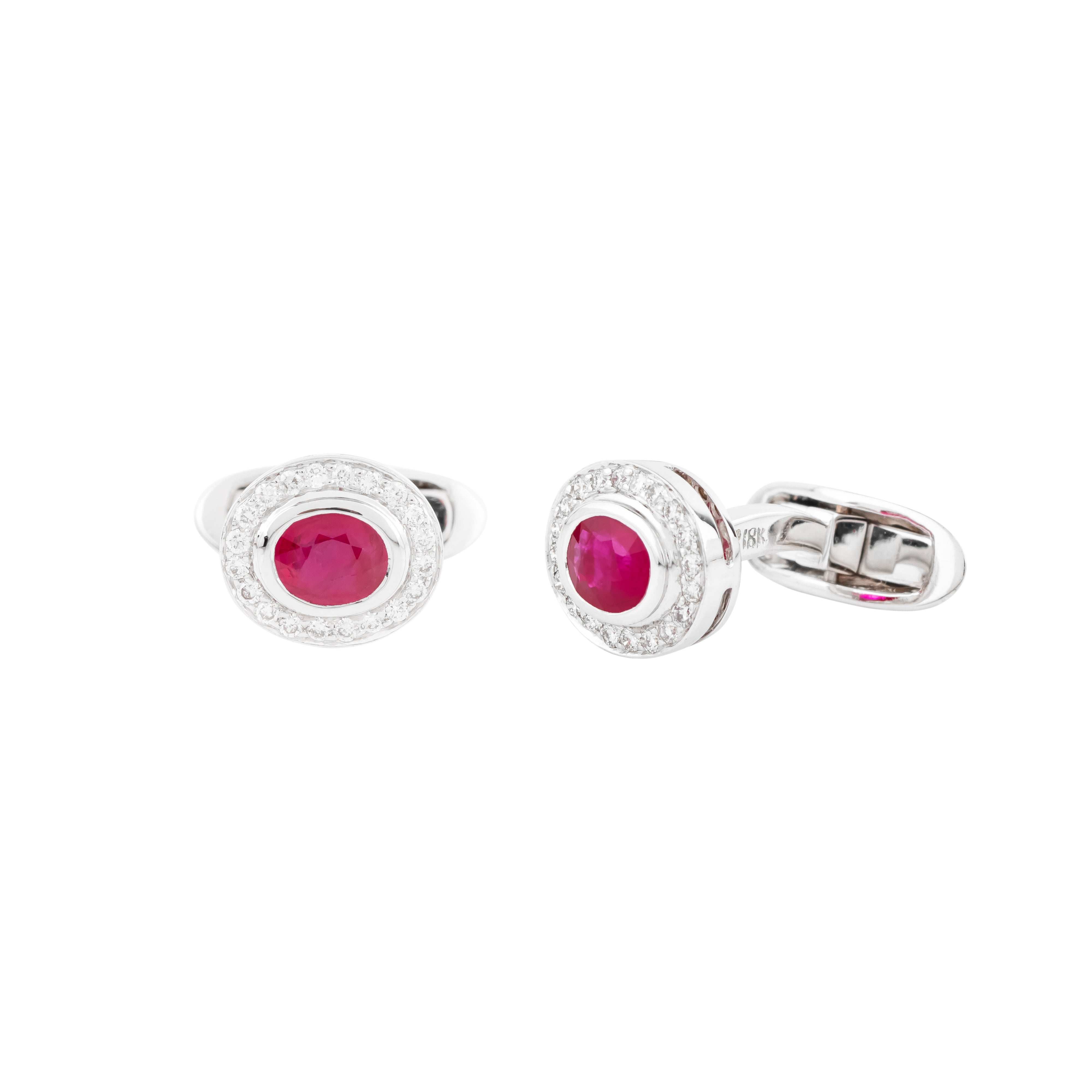 18 Karat Gold 1.93 Carat Diamond and Ruby Cufflinks