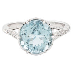Vintage Style Round Aquamarine Solitaire Ring with Diamond Accents in 18K Gold