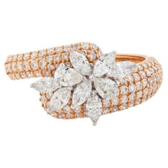 Bague moderne à motif floral avec diamant en forme de poire « marquise » de 1,35 carat, en or rose 18 carats, avec monture « bypass »
