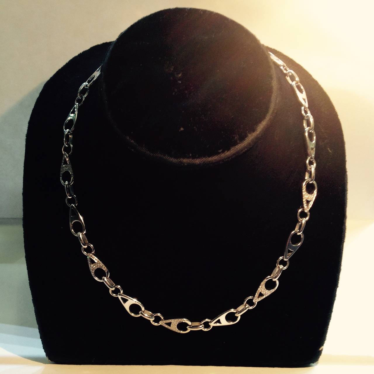 1980s Asprey Diamond Gold Heavy Teardrop Shaped Link Chain In Excellent Condition In New York, NY