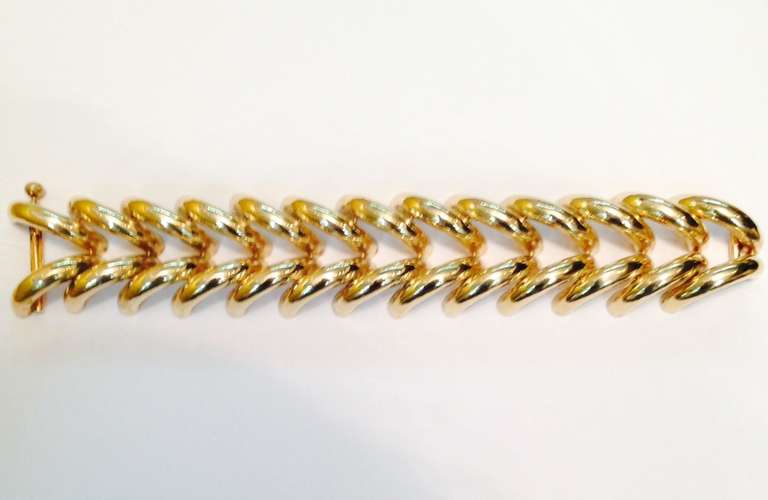 1940's  High Polished Handmade Flexible Large Gold Illusion Link Bracelet