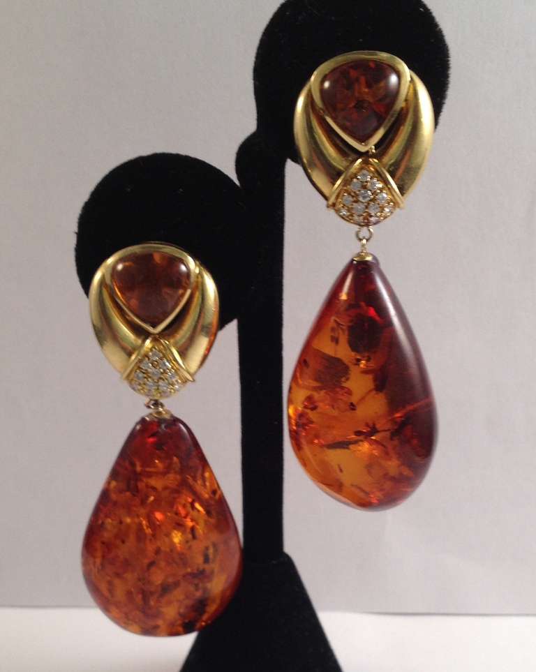 1960's Large Teardrop Amber Gold And Diamond Hanging Earclip Earrings In Excellent Condition In New York, NY