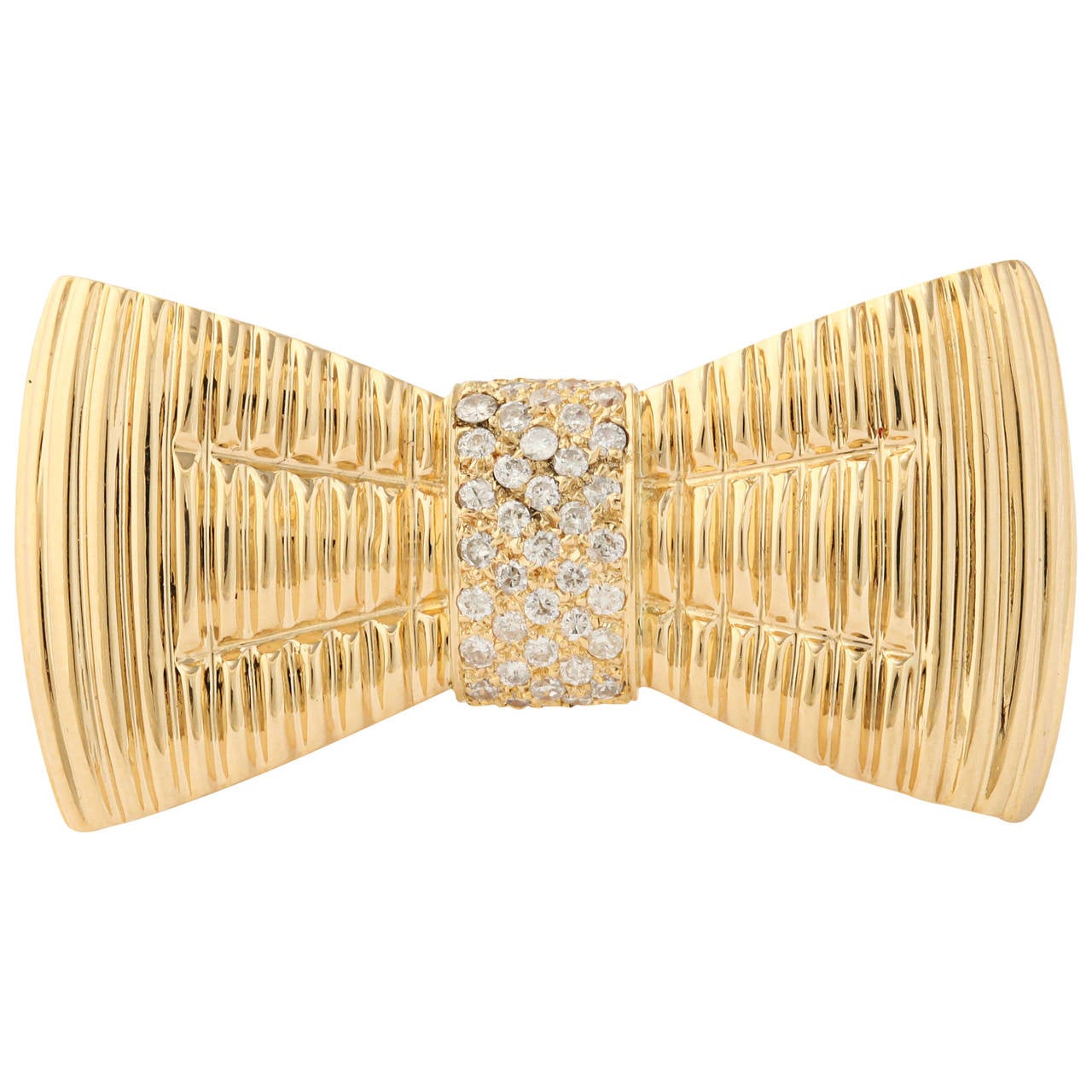 1980's Fanciful & Chic Ridged Gold & Diamond Figural Bow Cocktail Ring