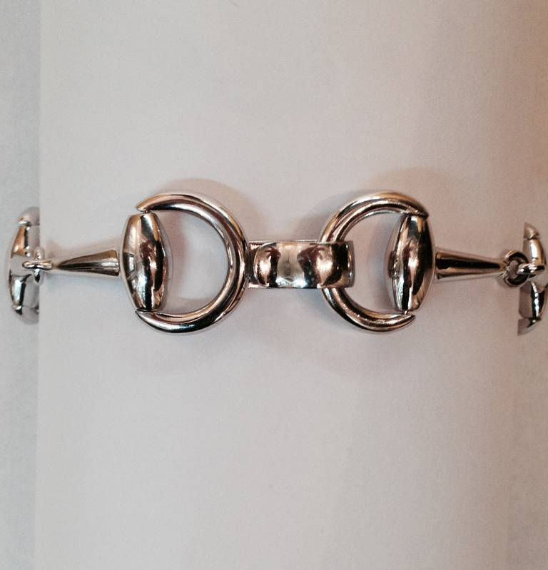 18kt white gold open link horsebit flexible bracelet with beautiful hidden snap closure great for a man or women