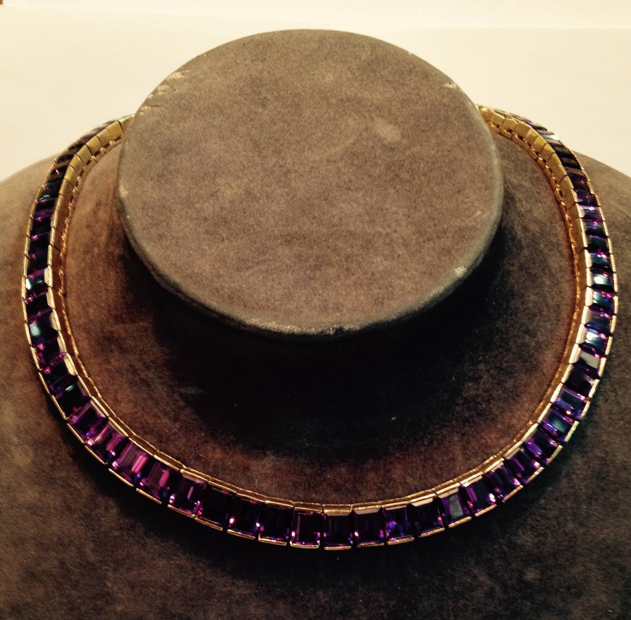 Baguette Cut Intense Color Amethyst Gold Straightline Necklace In Excellent Condition In New York, NY
