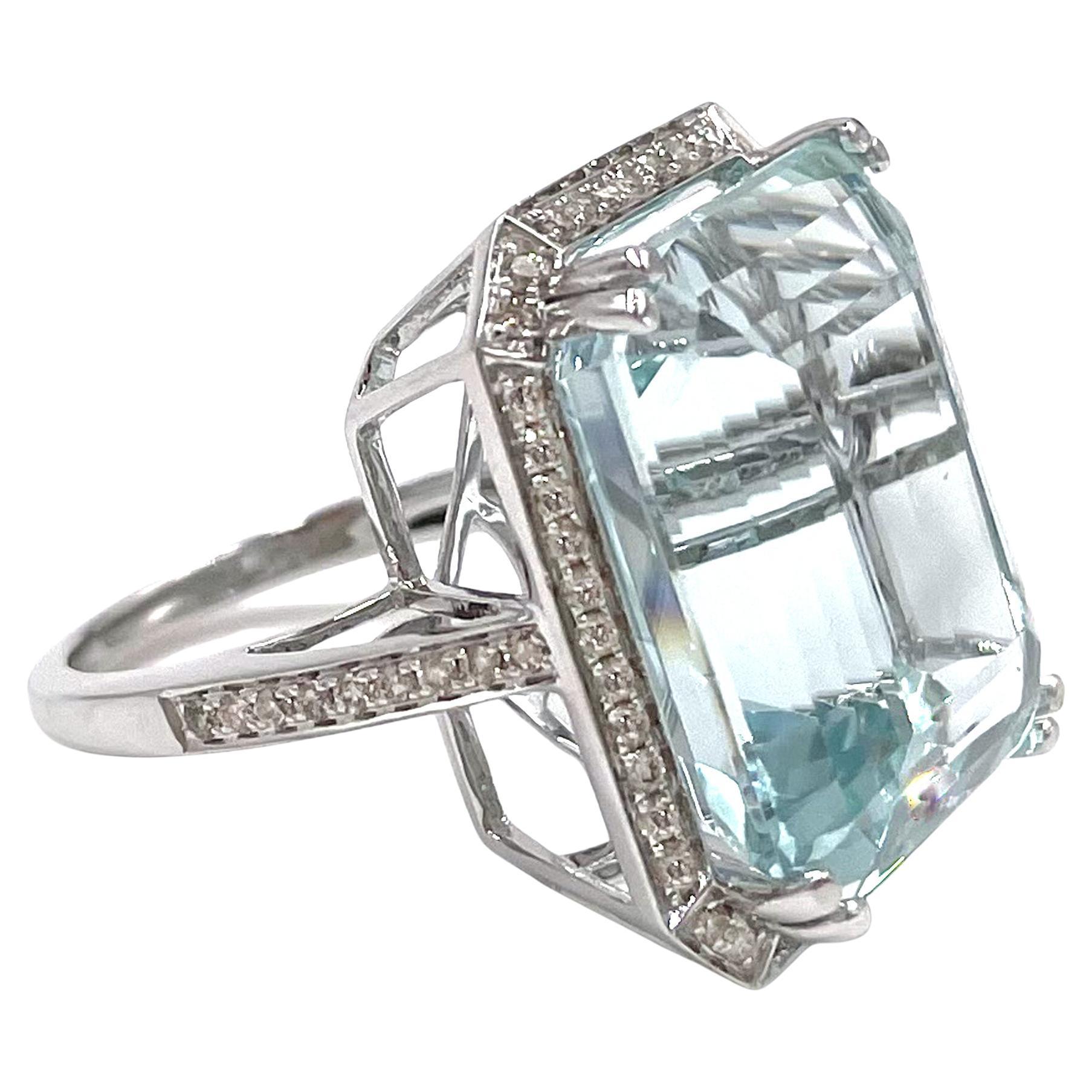 23.93 Carat Step Cut Aquamarine in 14K White Gold Ring Setting, Halo Diamonds For Sale