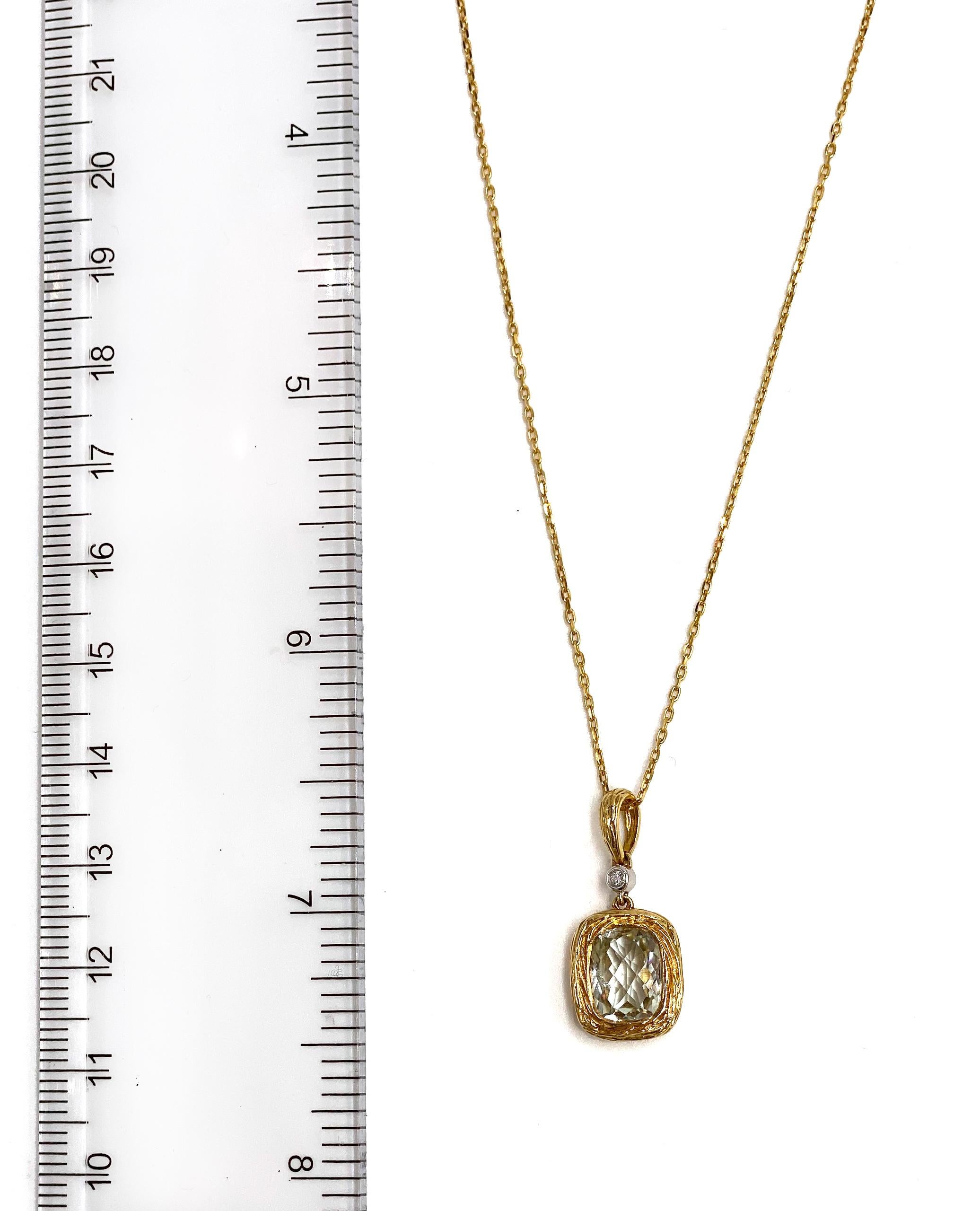Collier à pendentifs en or jaune avec améthyste verte et diamant rond en vente 2