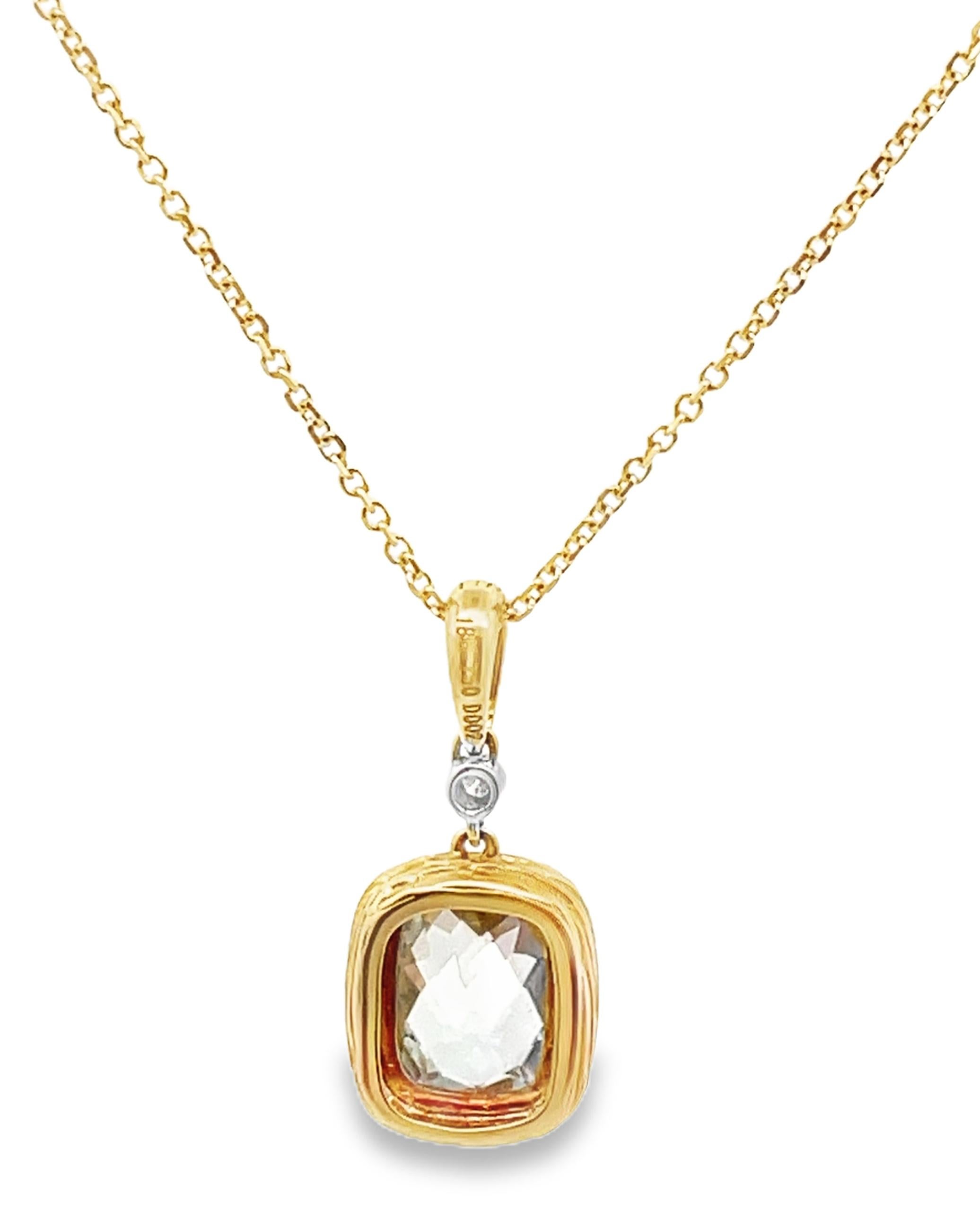 Collier à pendentifs en or jaune avec améthyste verte et diamant rond Neuf - En vente à Old Tappan, NJ