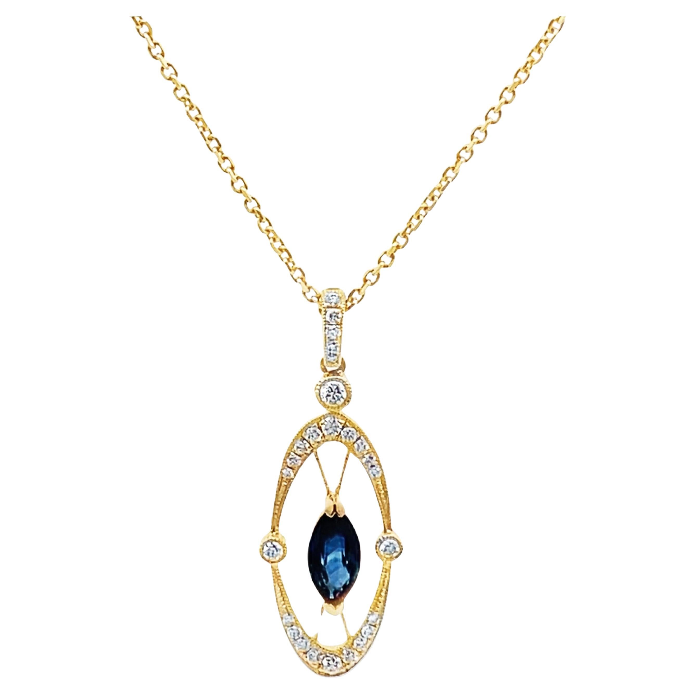 Marquise Form Blauer Saphir und Diamant Anhänger Halskette in 14K Gelbgold im Angebot