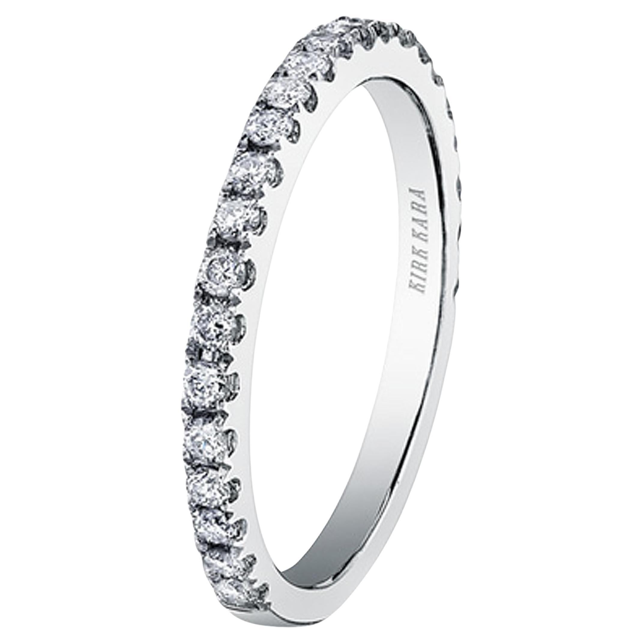 Kirk Kara K1000D-B Fascia nuziale Carmella con diamanti rotondi da 0,41 carati