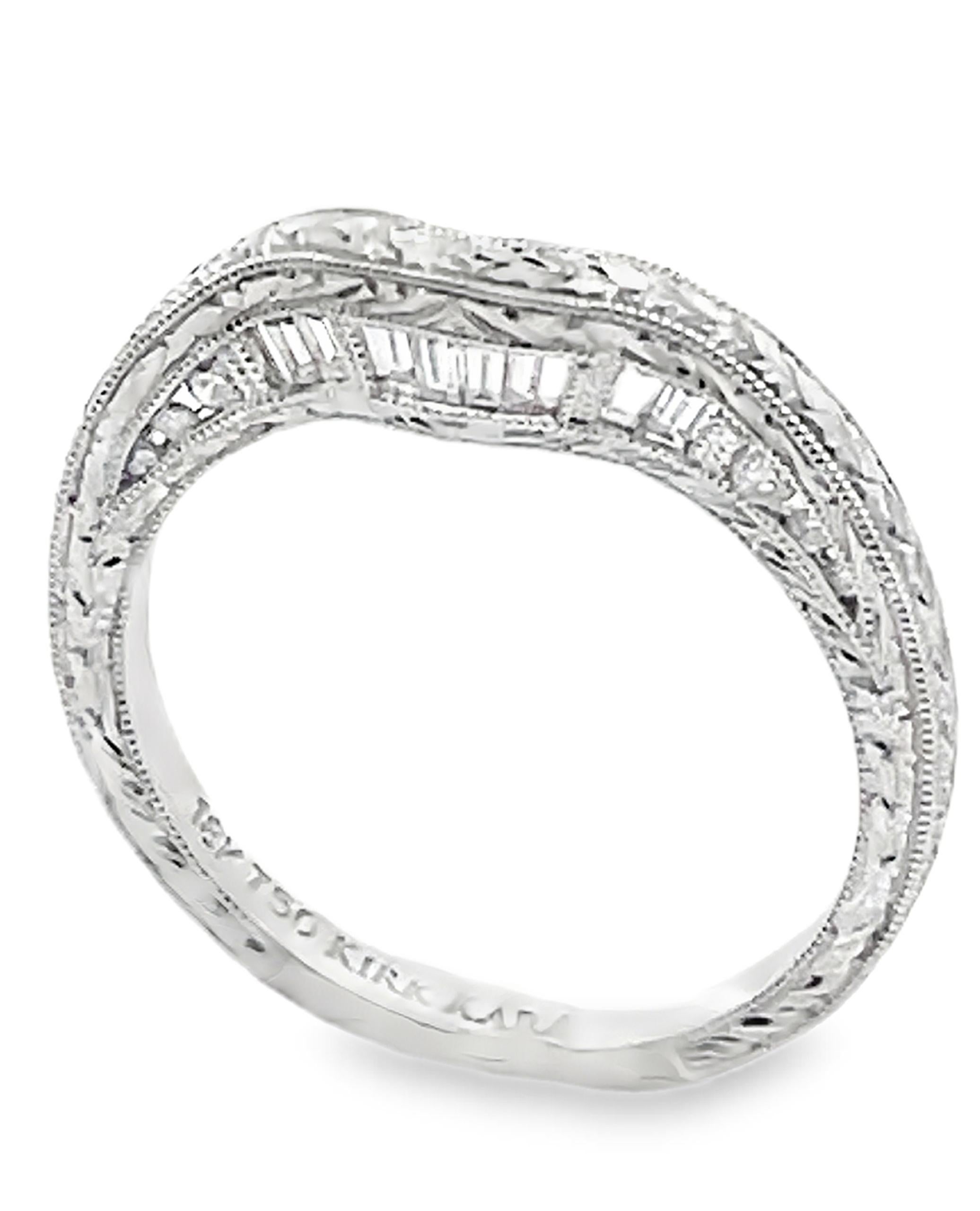 Kirk Kara SS6454B-BS Fede nuziale con diamante e intaglio a mano in vendita 2
