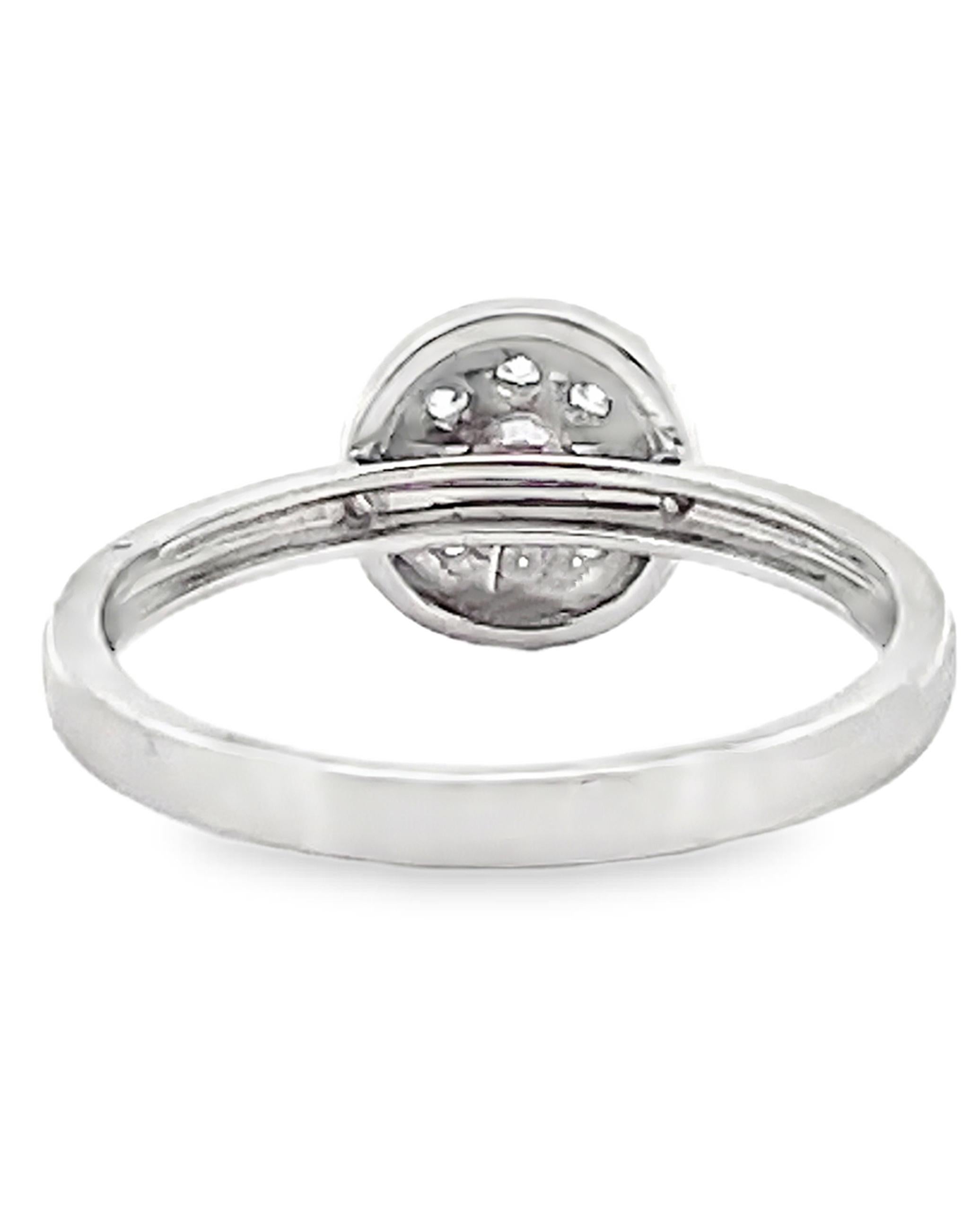 Bague empilable en or blanc 18 carats avec diamants ronds Pour femmes en vente