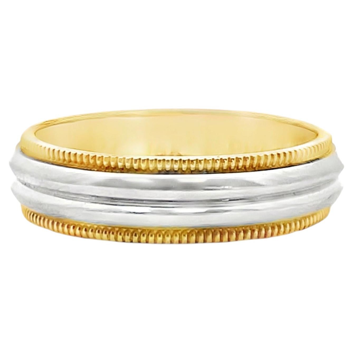 Platinum & 18K Yellow Gold Wedding Band with Scalloped Edges For Sale