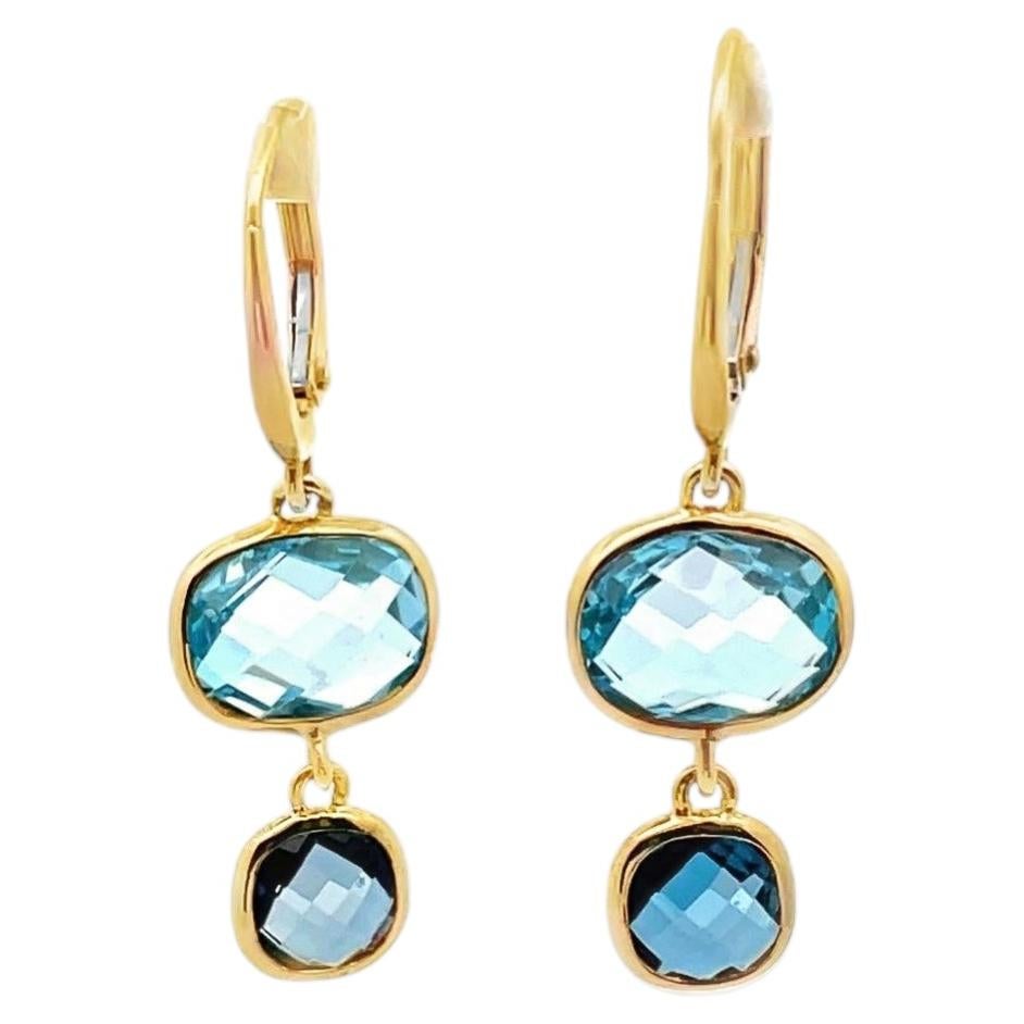 Boucles d’oreilles pendantes en or jaune 14 carats, ornées de topazes bleu ciel et bleu Londres en vente