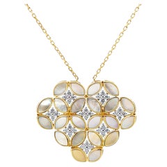 14K Yellow Gold Necklace, Mother of Pearl 5.71 carats, Diamonds 0.82 carats