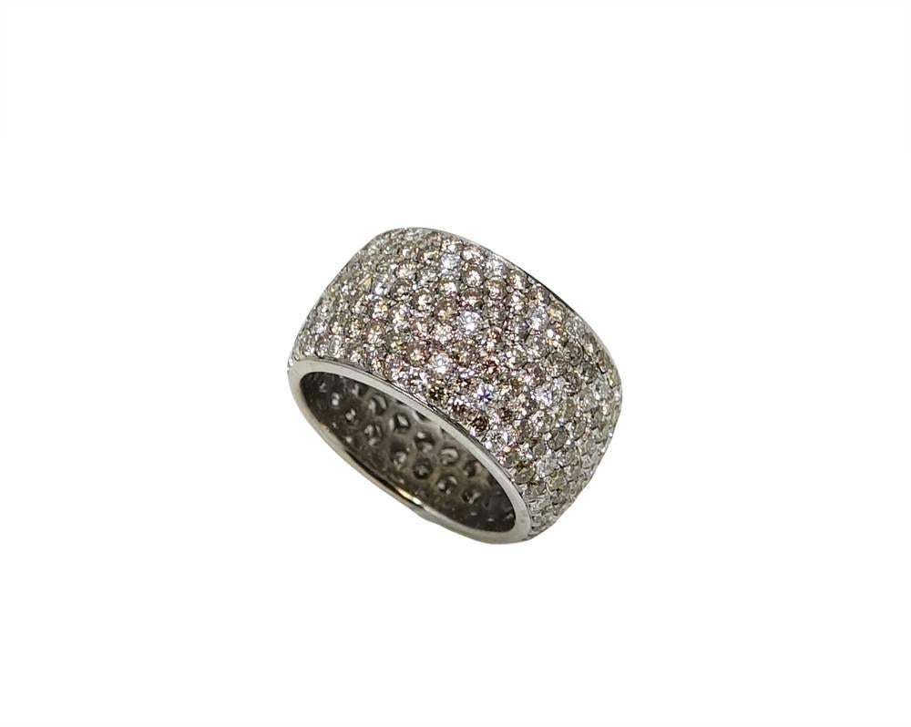 Brown and White Diamond White Gold Ring In Excellent Condition For Sale In Naples, FL