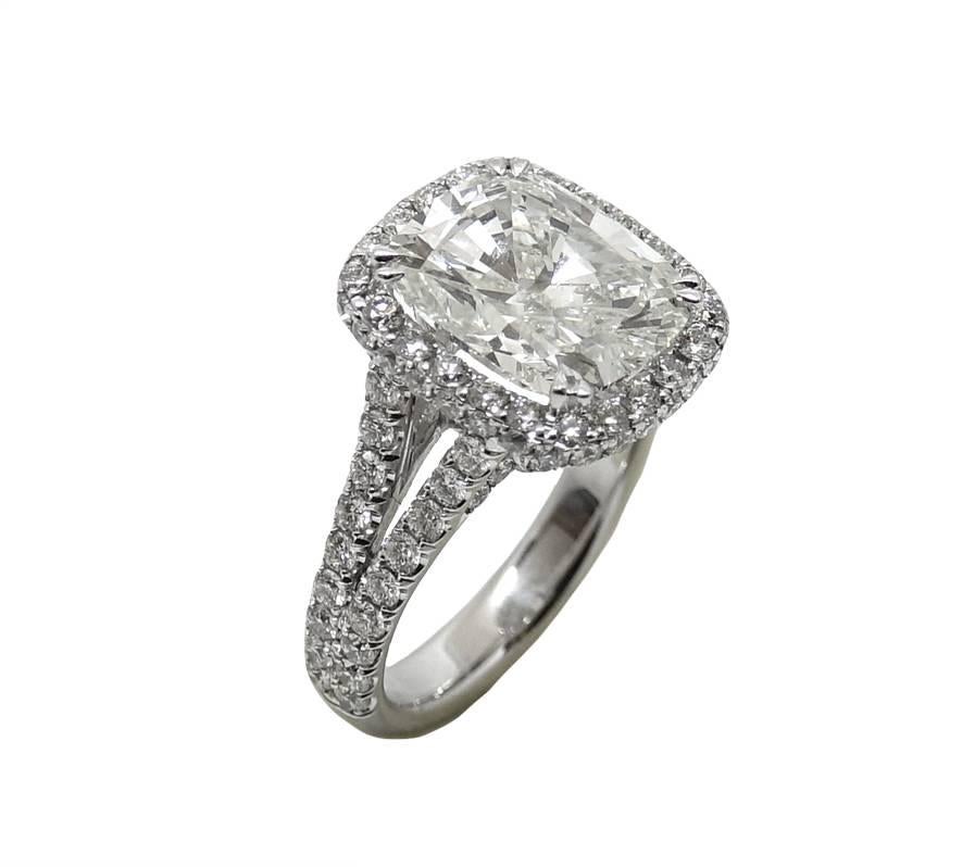 4.91 Carat Cushion Cut Diamond Platinum Ring In New Condition For Sale In Naples, FL