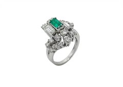 Colombian Emerald and Diamond White Gold Ring
