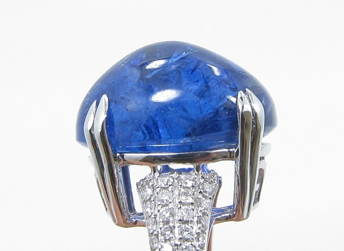 23.15 Carat Tanzanite Cabochon  Diamond Ring In Excellent Condition For Sale In Naples, FL