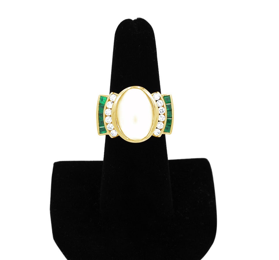 Charles Krypell Pearl Emerald Diamond Gold Cocktail Ring In Excellent Condition For Sale In Naples, FL