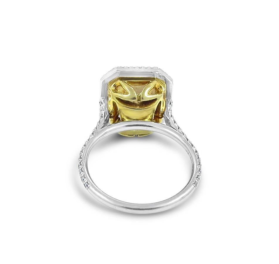 Women's GIA Certified 6.25 Carat Fancy Yellow Diamond Engagement Ring For Sale