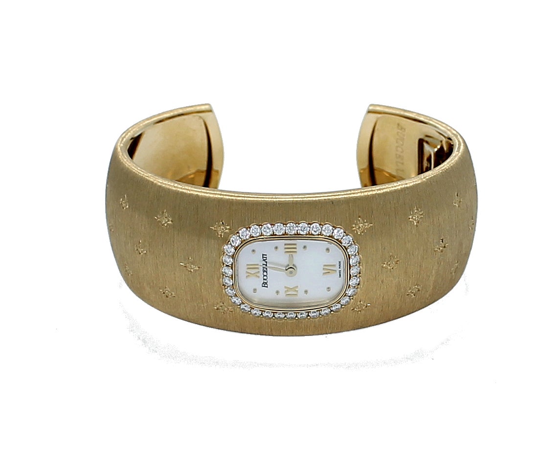 Women's Buccellati Yellow Gold Diamond Mother-of-Pearl Quartz Bracelet Wristwatch