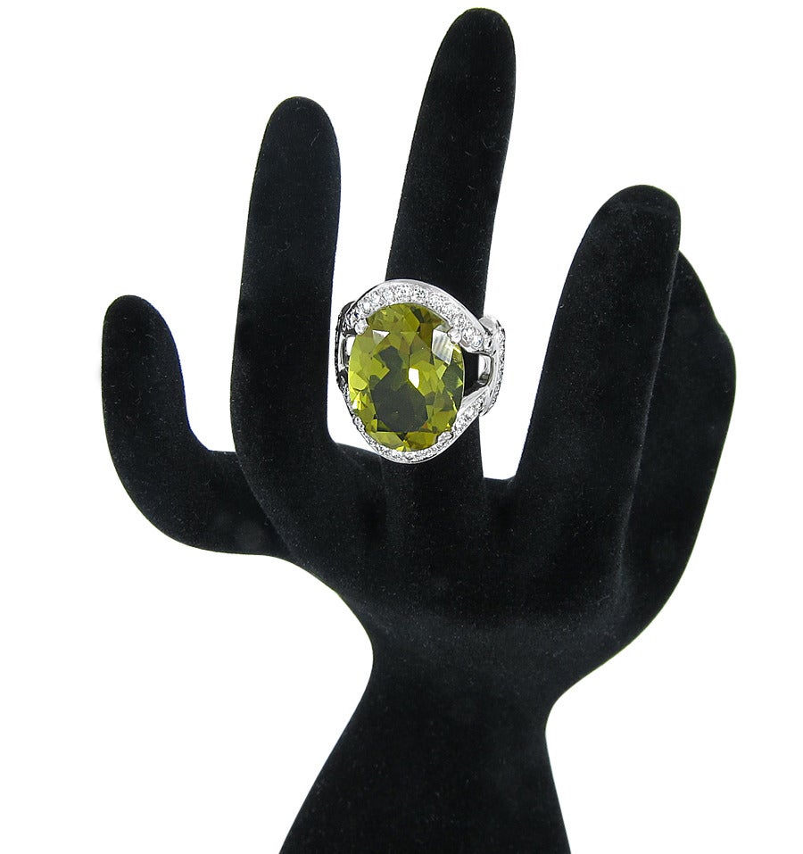 Yellow Green Quartz Diamond Gold Cocktail Ring In Excellent Condition In Naples, FL