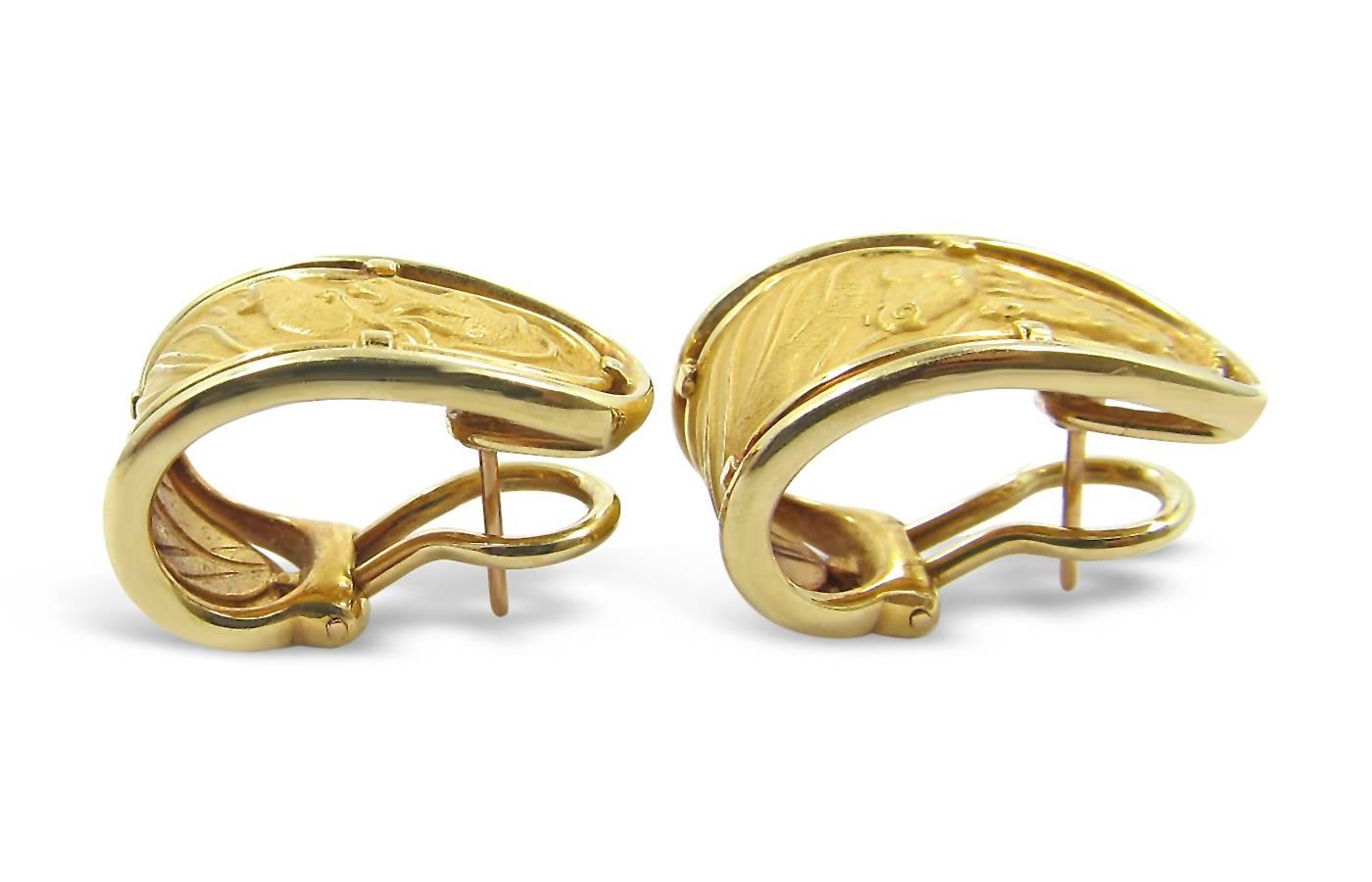 Carrera Y Carrera Gold Horses Earrings In Excellent Condition In Naples, FL