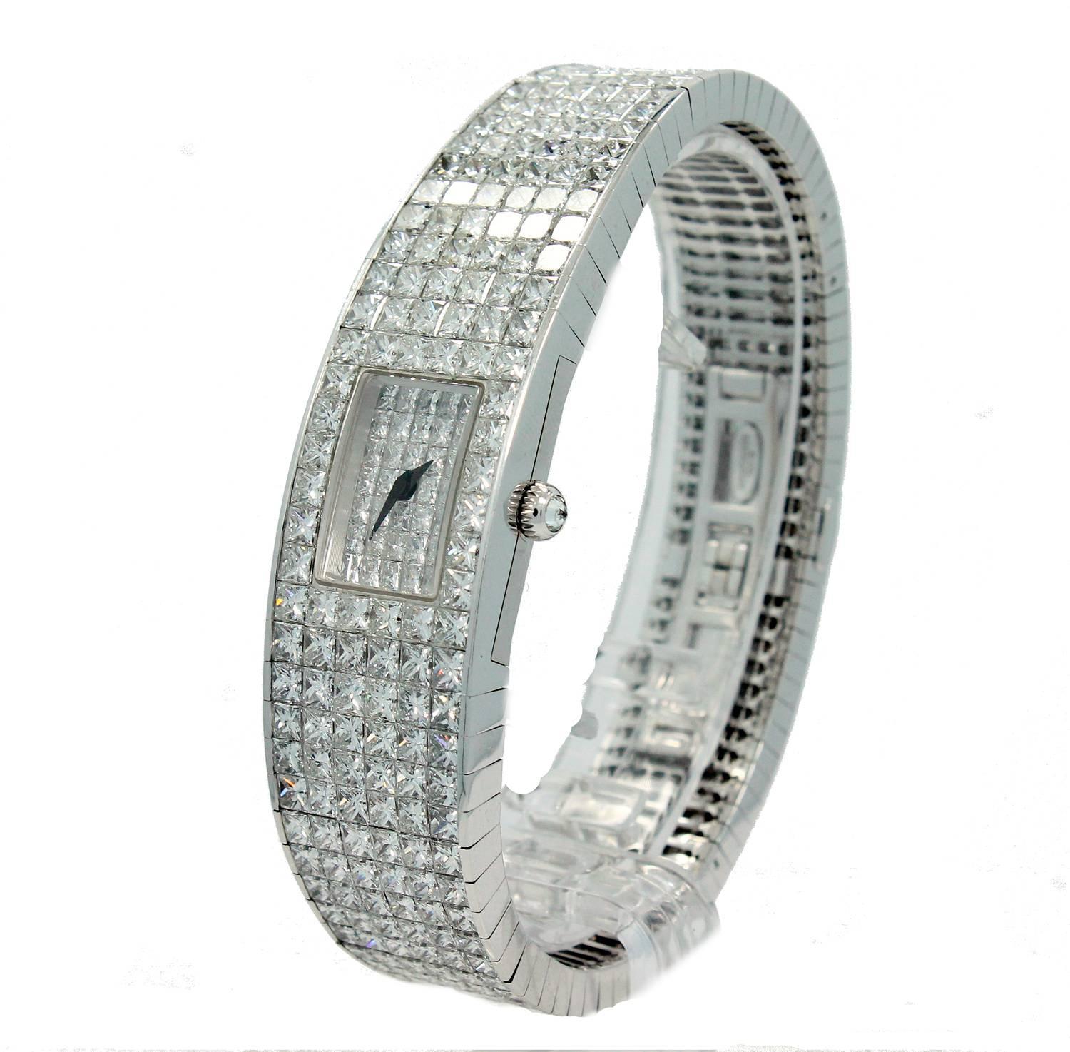 Christopher Designs white gold diamond quartz Wristwatch In New Condition In Naples, FL