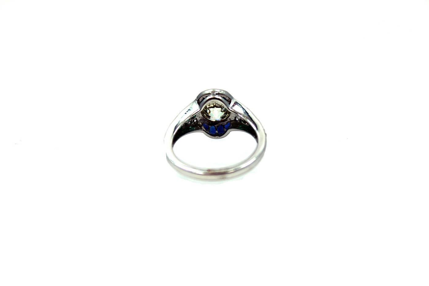 Art Deco 1.57 Carat Old Mine Cut Diamond Sapphire Emerald Platinum Ring  In Excellent Condition For Sale In Naples, FL